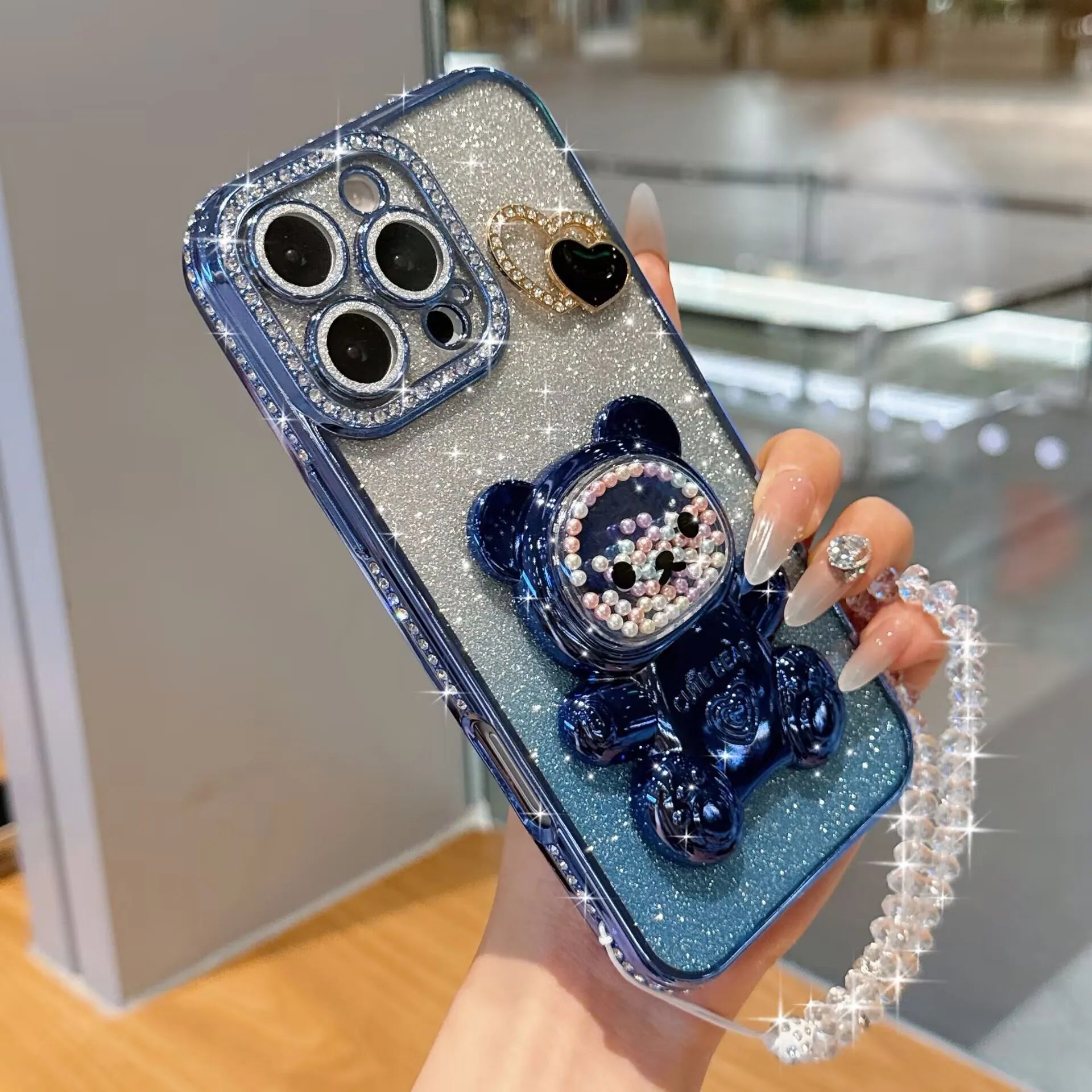 Étui souple brillant, orné d'un ours en perles colorées et plaqué électrolytiquement, compatible avec les iPhone 17, 16, 14, 15, 13, 12 et 11. Chaîne de perles.